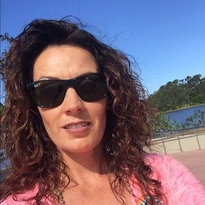 Meet your Posher, Terina